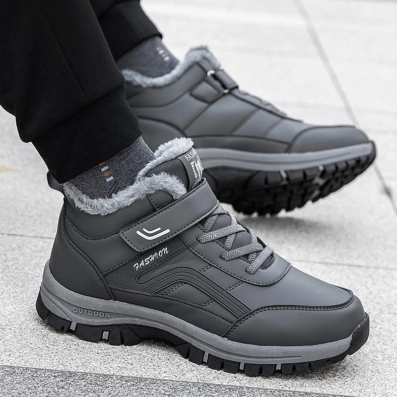 Winterstiefel für Herren, neue wasserdichte PU-Leder-warme Schnee-Stiefeletten für den Außenbereich, warmer Plüsch, rutschfeste Arbeits-High-Top-Freizeitschuhe