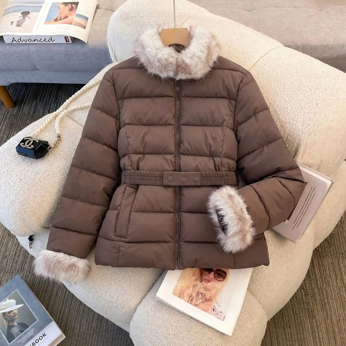 Winterkleidung 2026 Neue Mode Pelzkragen Daunenjacke Kurze Wattierte Damenjacke zum Warmhalten