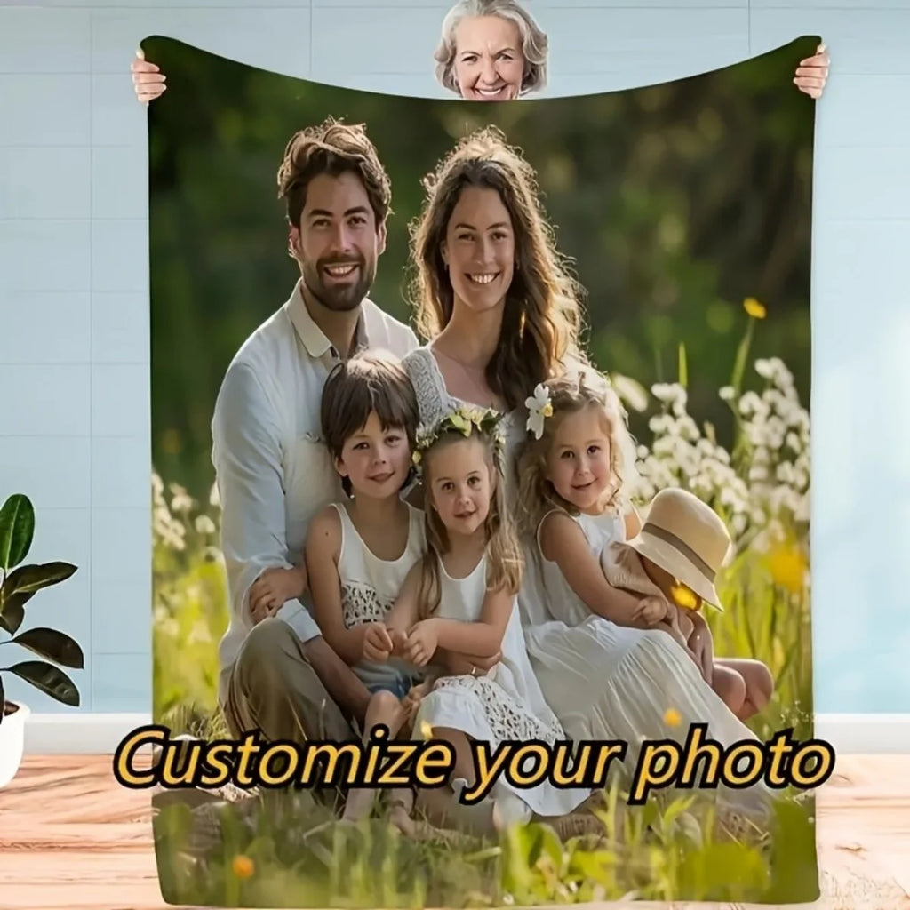 Eine personalisierte Decke mit Ihren eigenen Fotos – warm, gemütlich und sanft zur Haut, geeignet für alle Jahreszeiten.